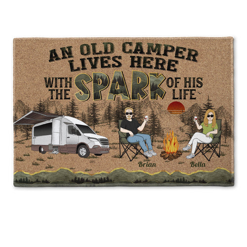 An Old Camper Lives Here With The Spark Of His Life - Personalized Doormat